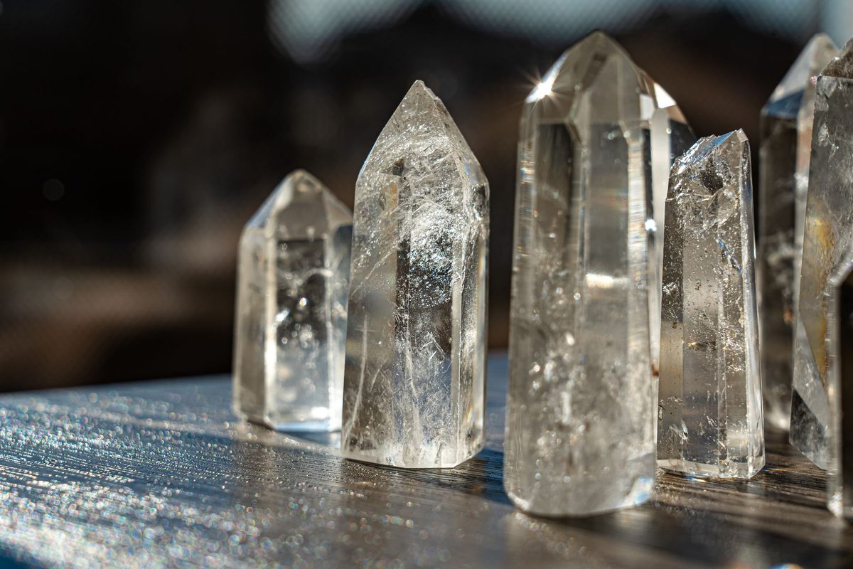 Clear Quartz Meaning & Uses: The Master Crystal